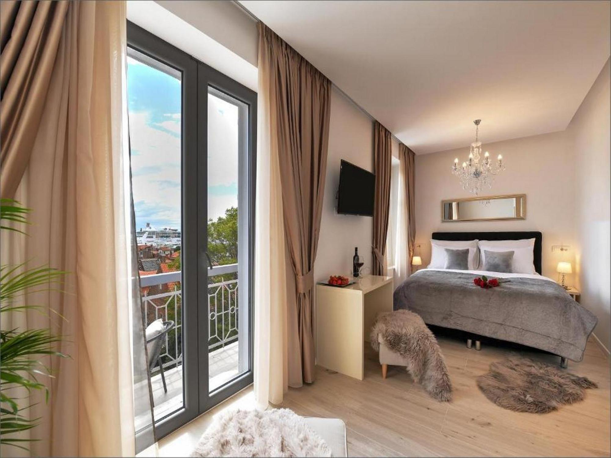 Via Porto Rooms Split Buitenkant foto
