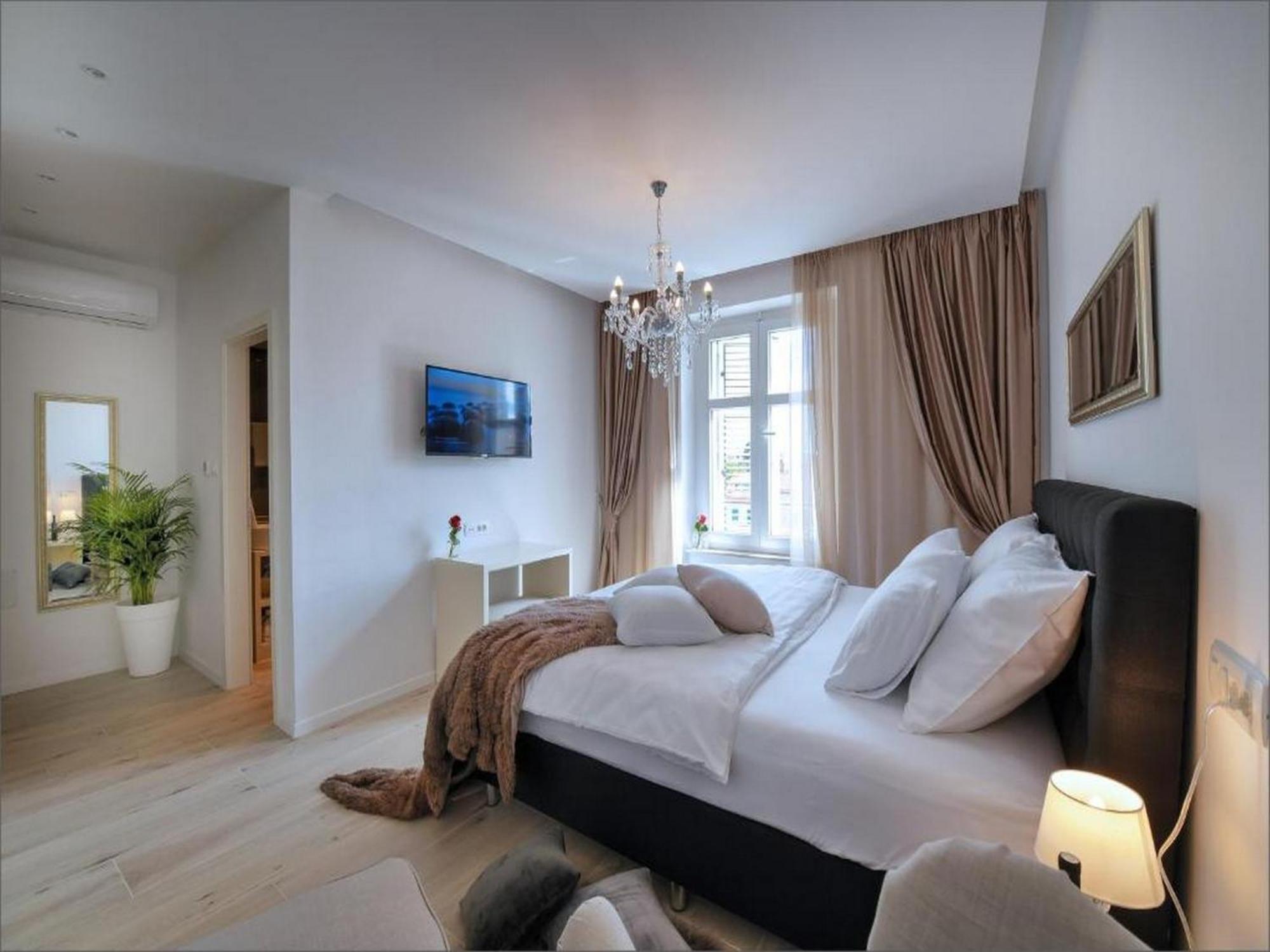 Via Porto Rooms Split Buitenkant foto