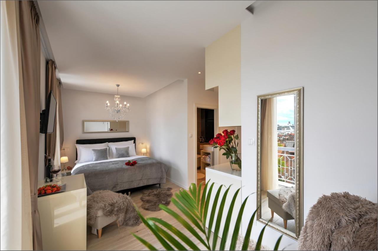 Via Porto Rooms Split Buitenkant foto